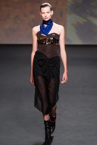 Look 29